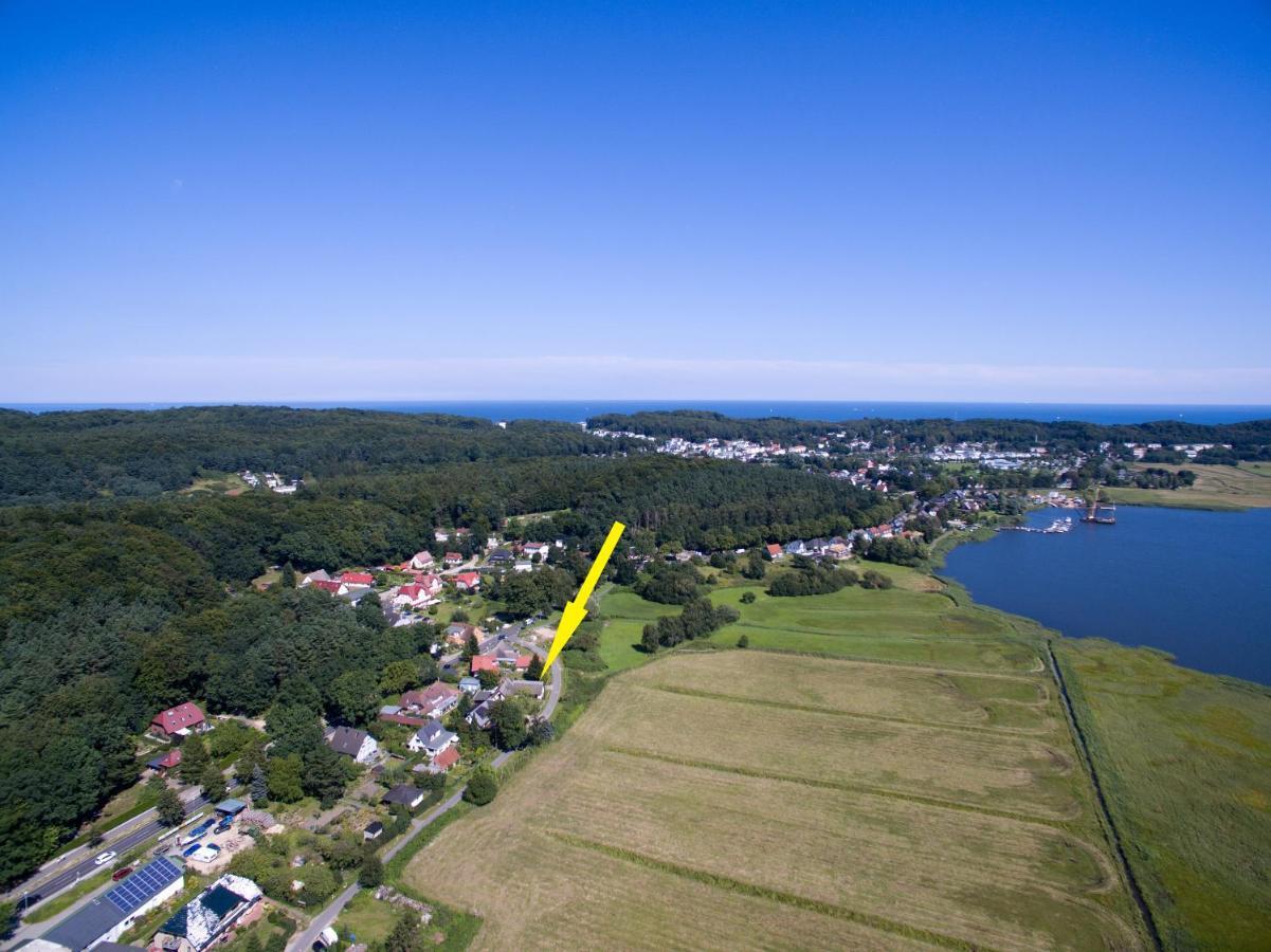 Wg Bernstein - Reetdachhaus - Ruhe Und Seeblick Sellin  Exterior foto